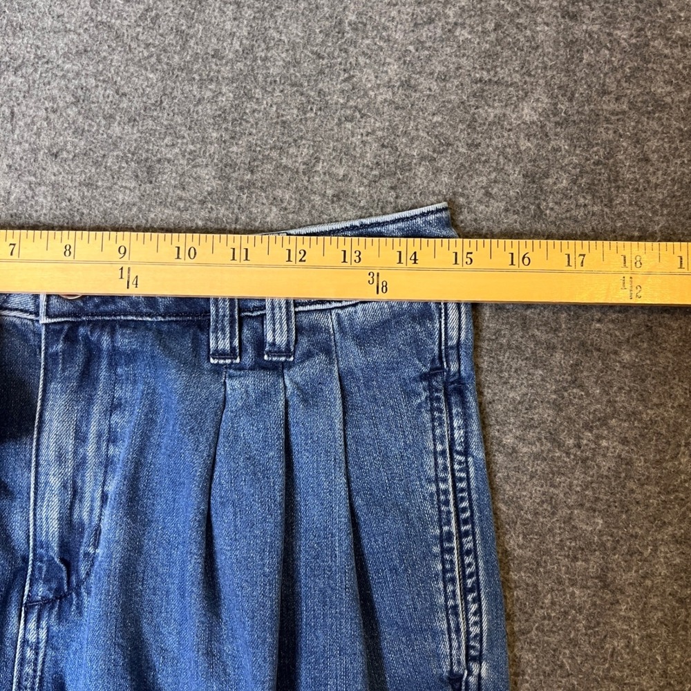 Lands End Pleated Bermuda Shorts Womens 6 Blue Denim High Rise 90s Mom Coastal - Picture 7 of 12